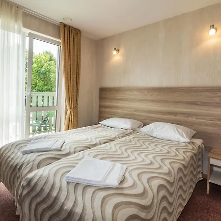 Vejo Bure, Privataus Apgyvendinimo Paslaugos Daire *